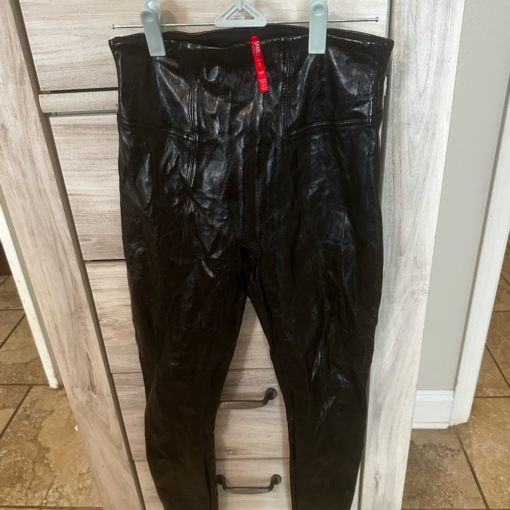 SPANX Black Faux Leather Leggings size small petite